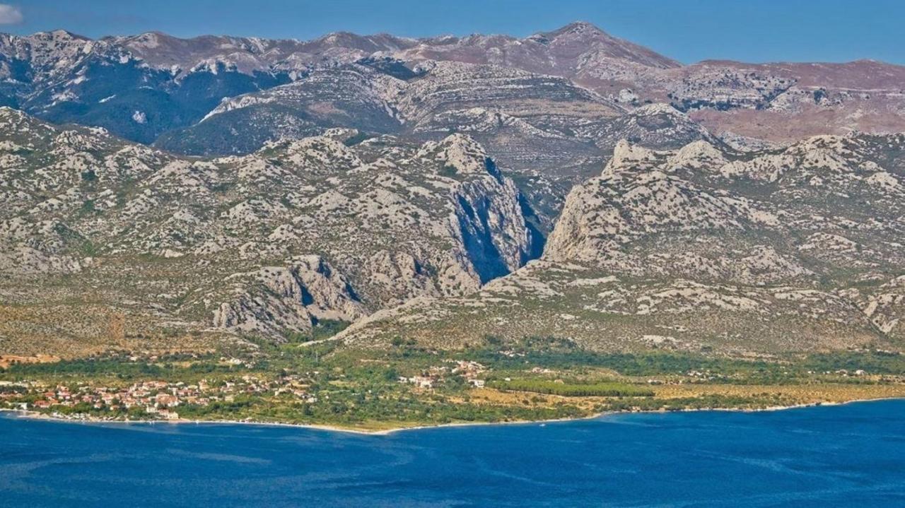 Claudia, Near Old Town, Free Parking Place * Zadar