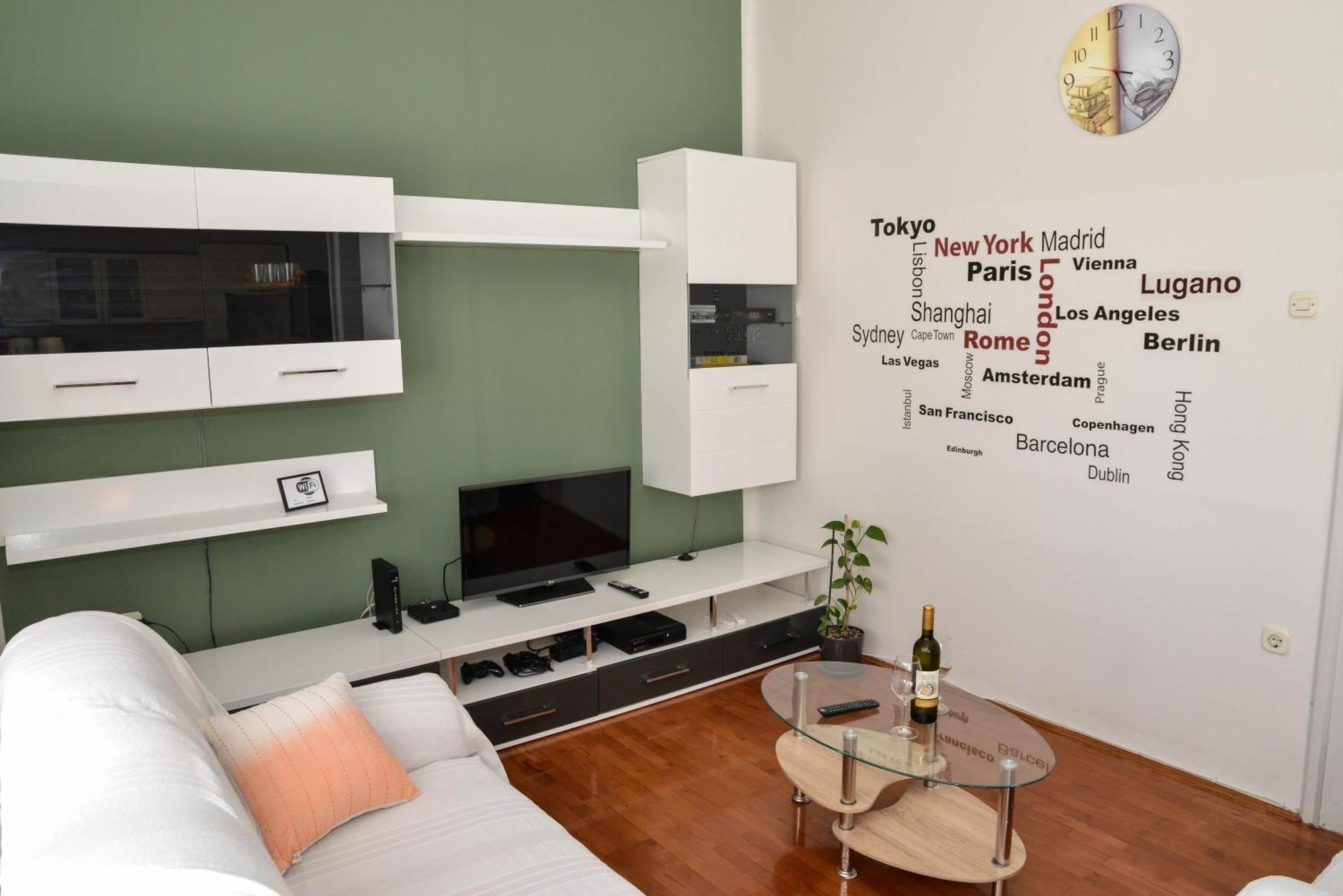Apartament Claudia, Near Old Town, Free Parking Place