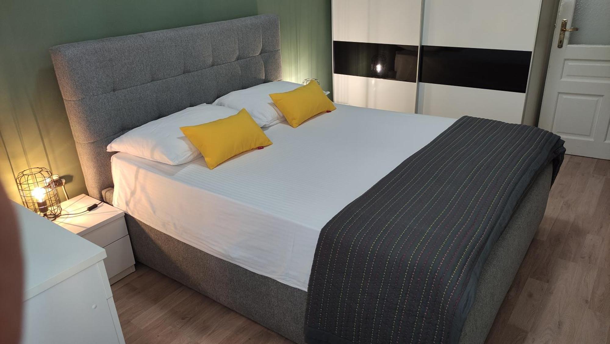 Apartmán Claudia, Near Old Town, Free Parking Place